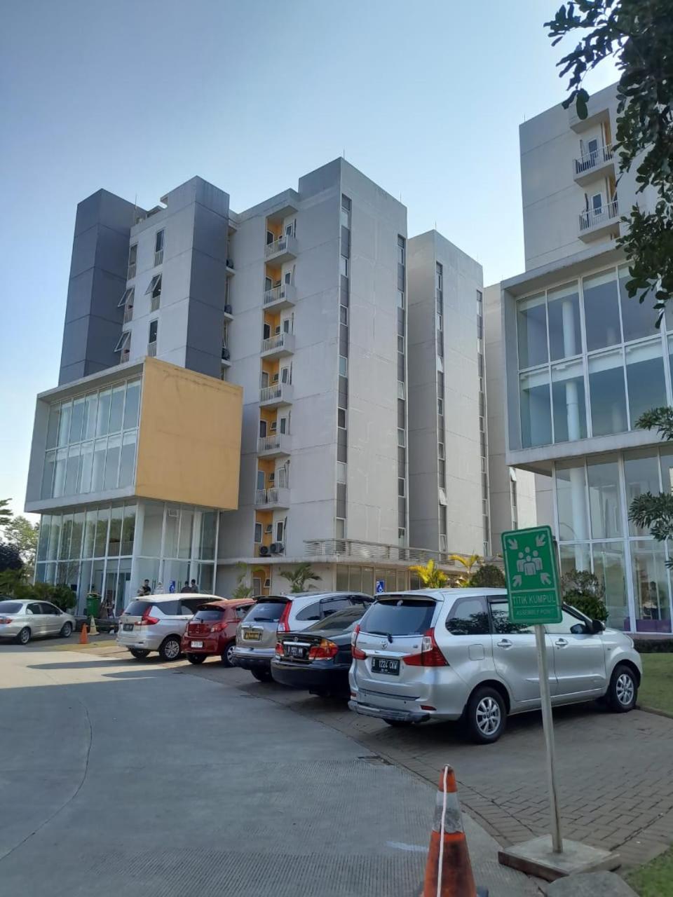 Dnd Room Aero Tangerang Exterior foto